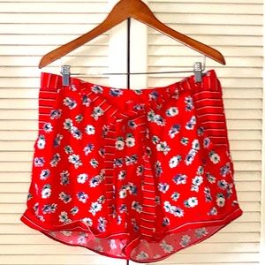 Gorgeous Red Floral Shorts Size XL